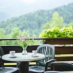 Residenza La Ciasa Apartmanhotel 3*
