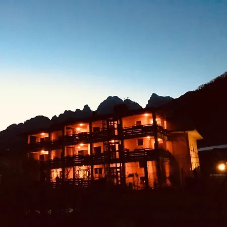 Residenza La Ciasa מלון דירות Claut